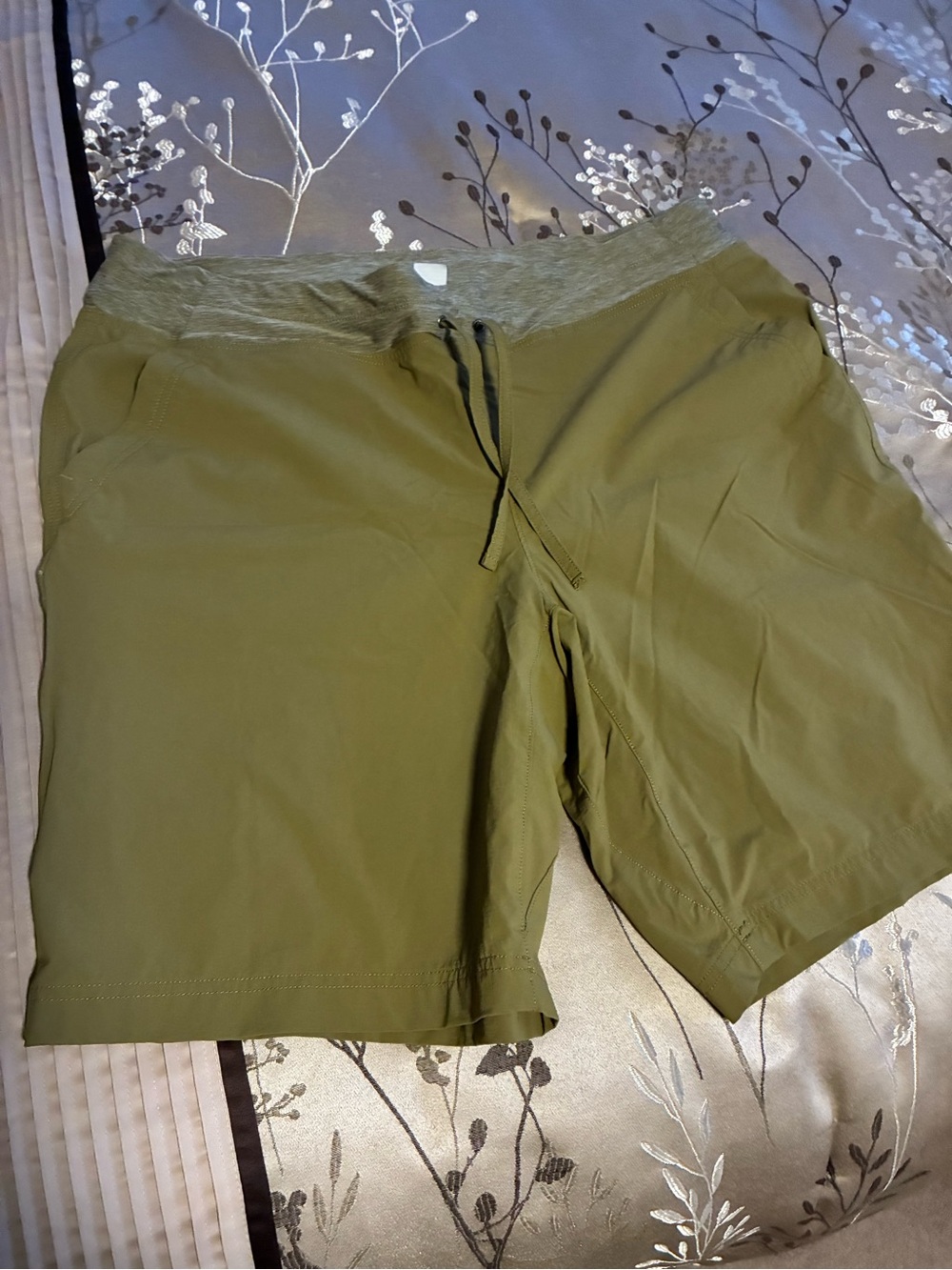 Women’s Duluth Trading size 18 shorts